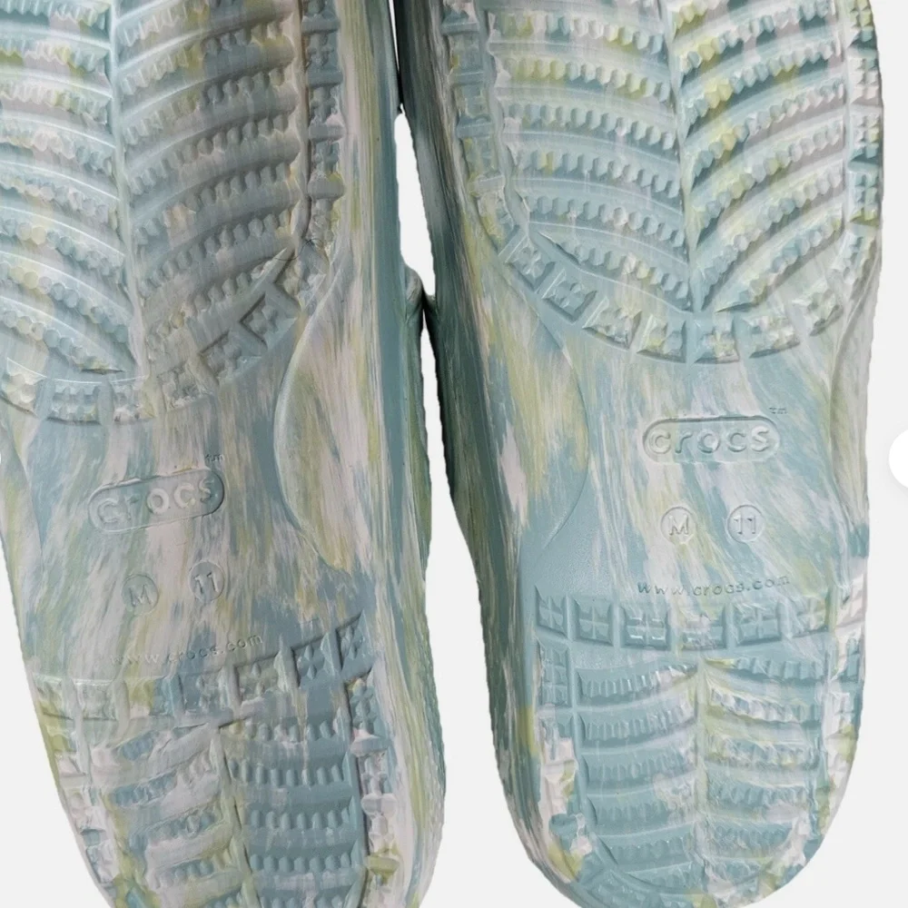 Crocs Classic Two‎ Strap Slide Shoes Mens Size 11 Green Tie Dye Comfort Sandals